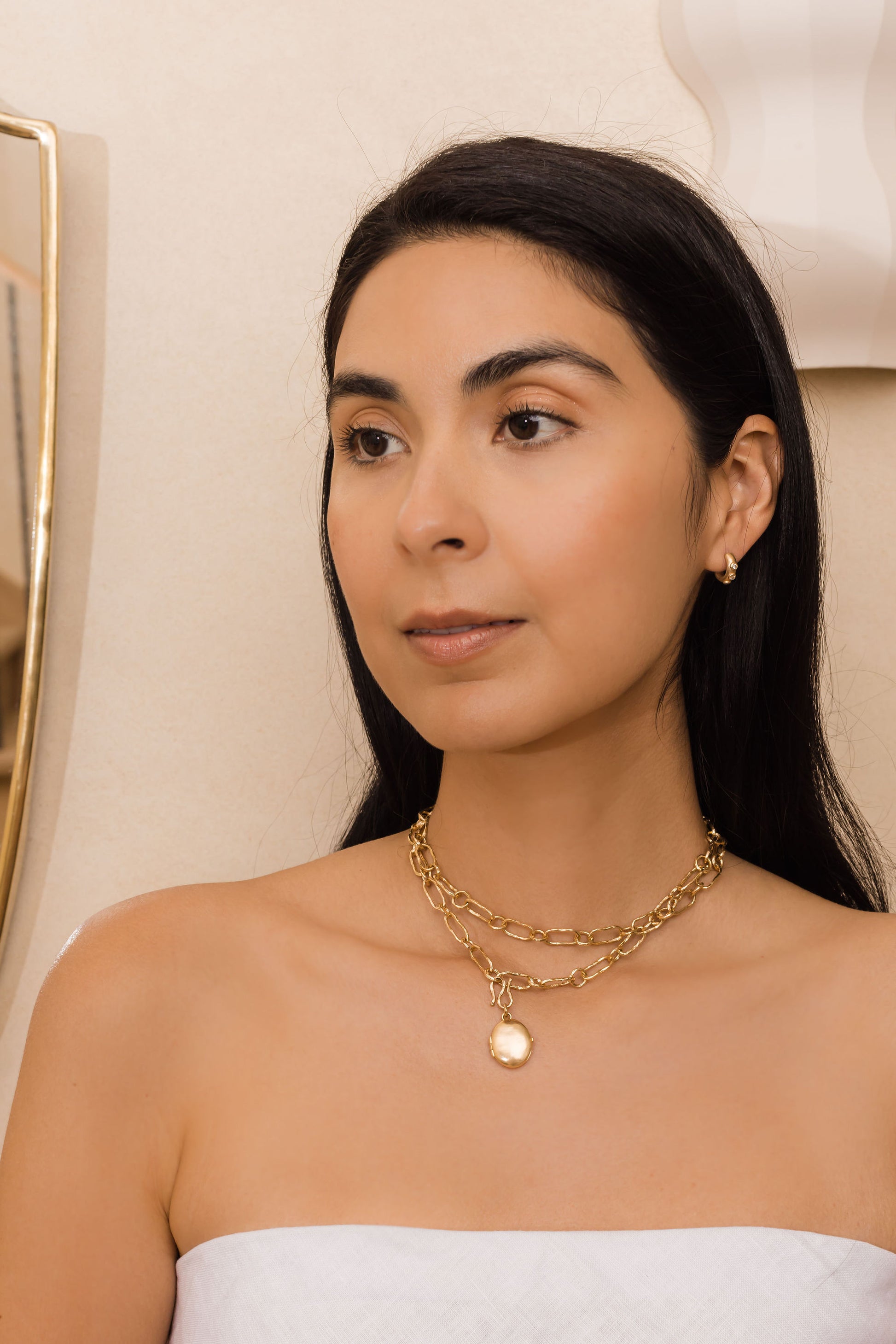 Kaja Erika Jorgensen, Aria locket in 18k gold.
