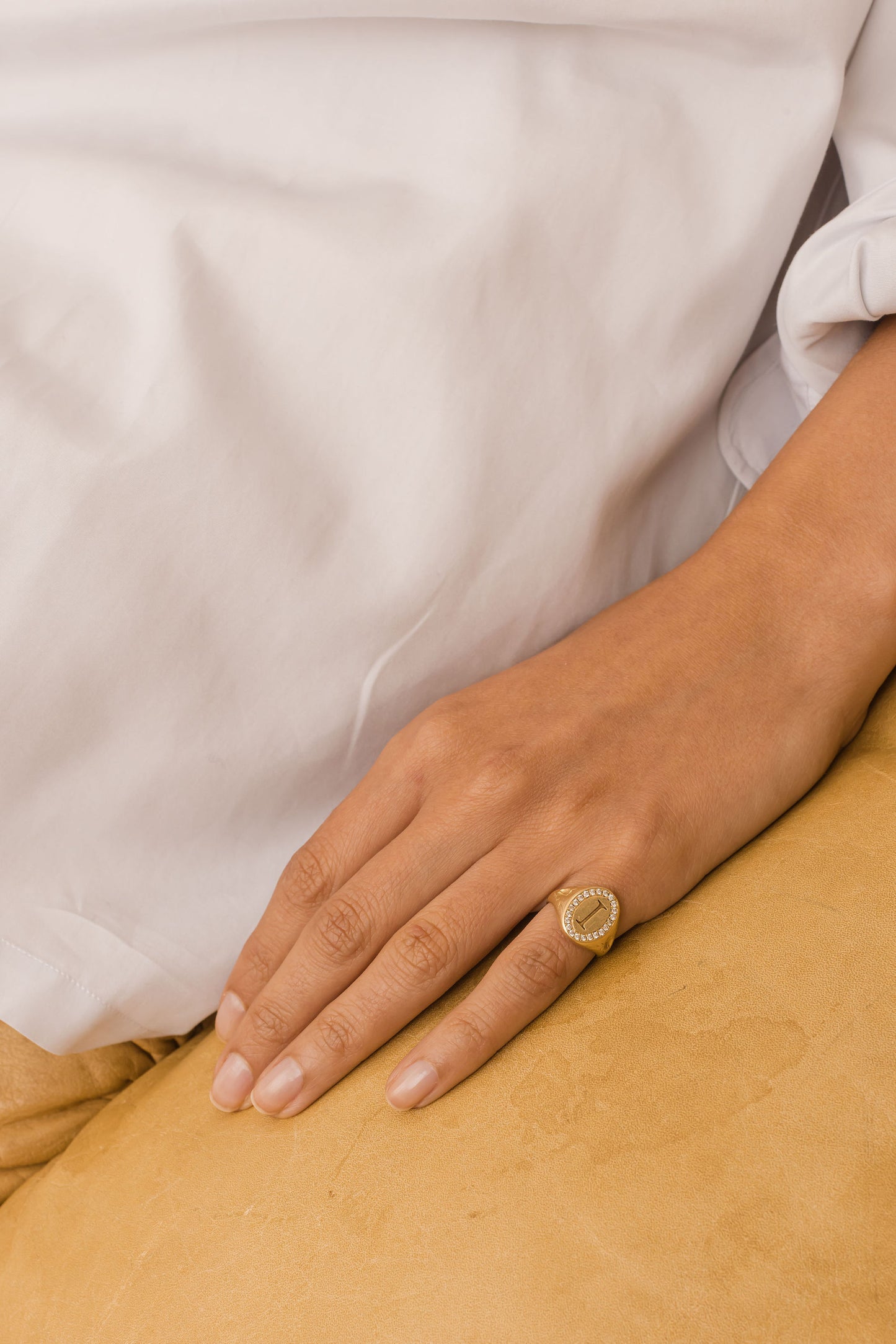 Kaja Erika Jorgensen, Signet Ring with Diamonds, 18k yellow gold.